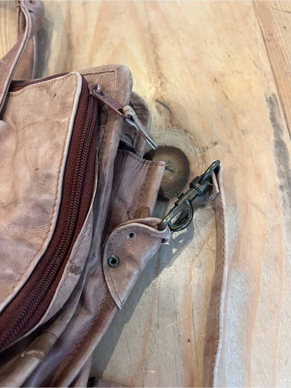 Vintage Super Soft Wilsons Patina Brown Leather Laptop Messenger Bag
